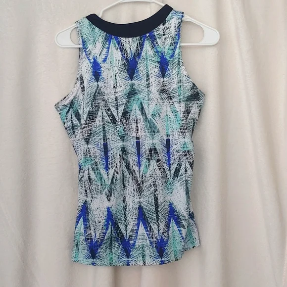 SALE: EleVen by Venus Williams Print Fitted Tank Top, Medium - Picture 4 of 10